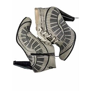 GOBY Damen Stiefelette High Heels Boots Music Notes Printed Mehrfarbig 37 EUR